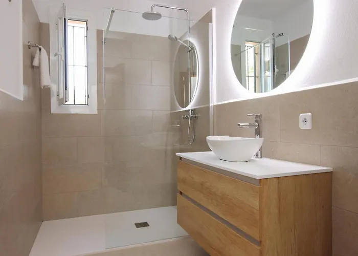 Bennassar פוינסה